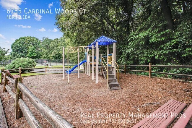 Building Photo - 6755 Cardinal Woods Ct