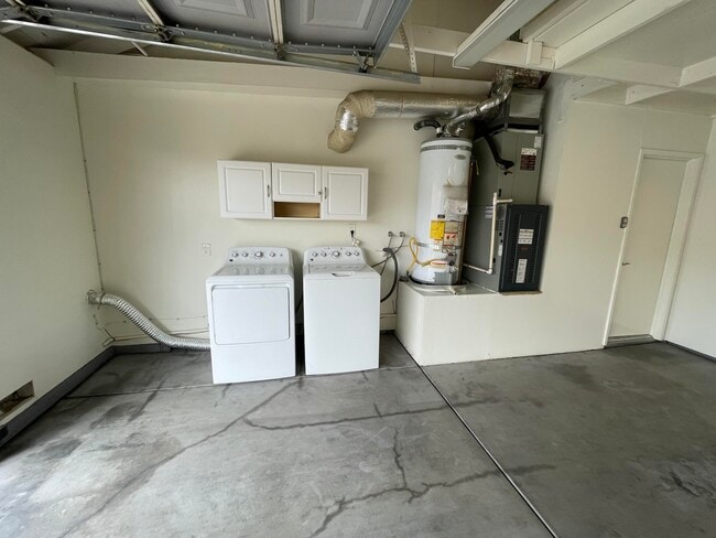 Building Photo - 74940 San Simeon Dr