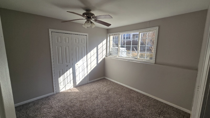 Building Photo - 2705 Canyon Dr