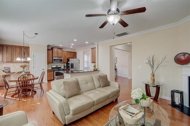 Building Photo - 4640 Roseman Trail