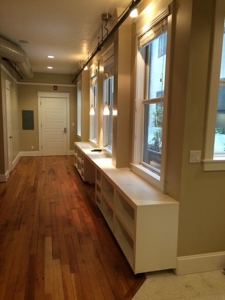 The Esquire Portland Or Apartment Finder
