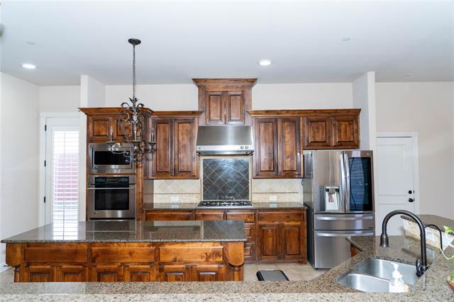 Building Photo - 1836 Walnut Springs Dr