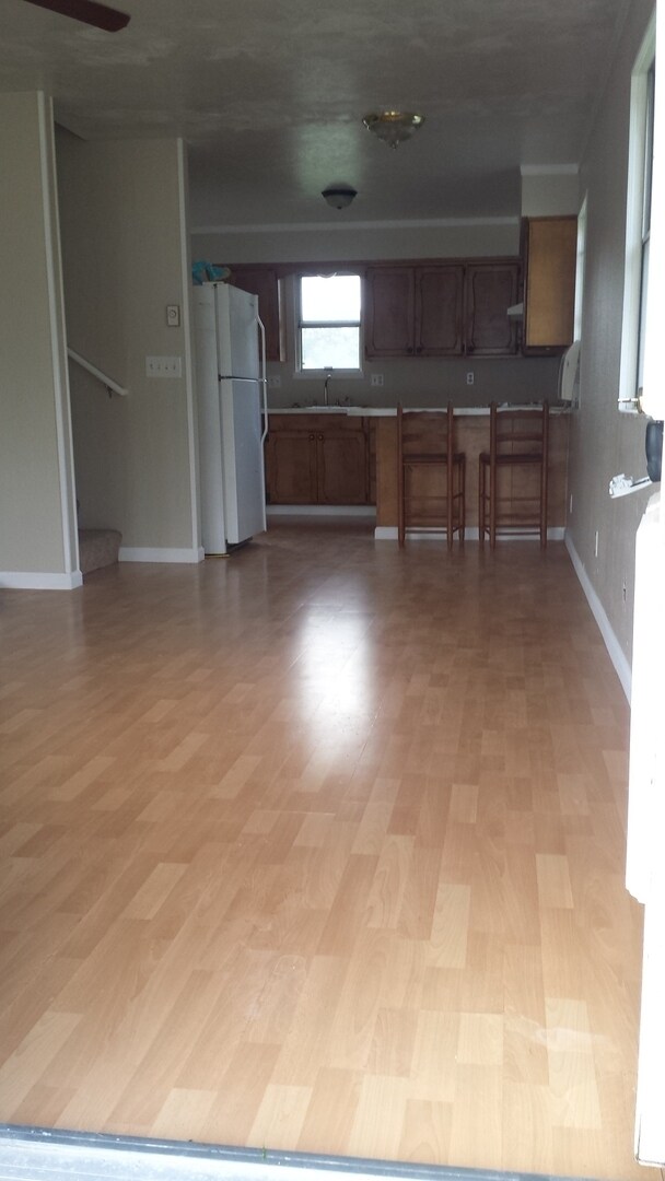 Building Photo - 1127 W 1500 S