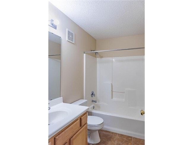 Building Photo - 875 Braunworth Ct