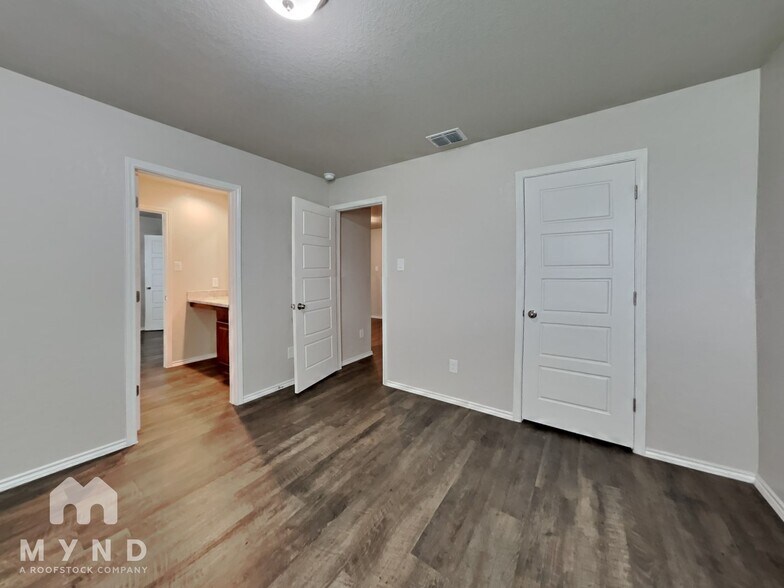 Building Photo - 12924 Cicely Ct