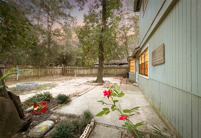 Building Photo - 56 E White Willow Cir