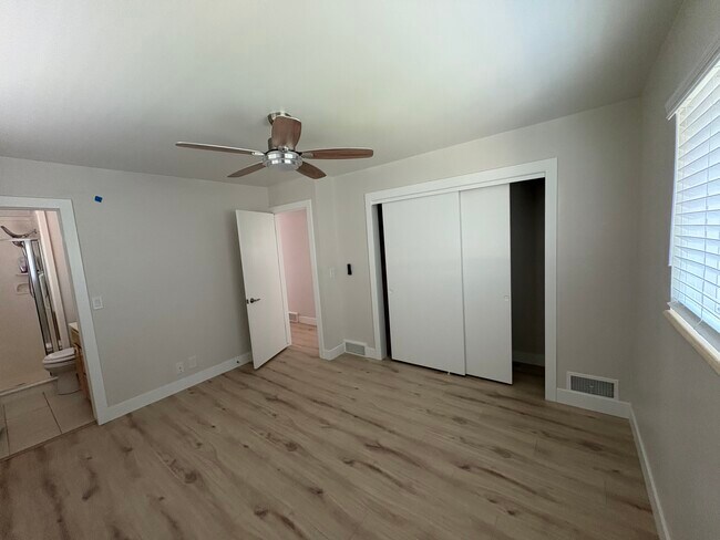 Building Photo - 1833 S Jeri Dr