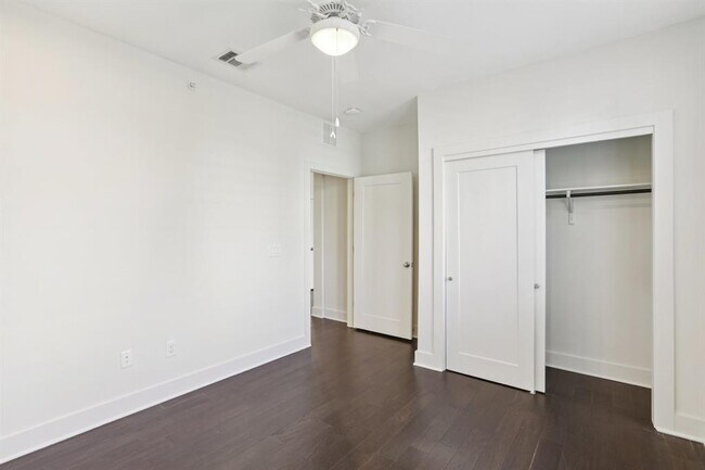 Building Photo - 908 Nueces St
