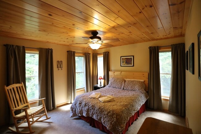 Building Photo - Large Private Furnished 4 Bed Winter Seasonal in Thornton- Close to Skiing! $2550/mo