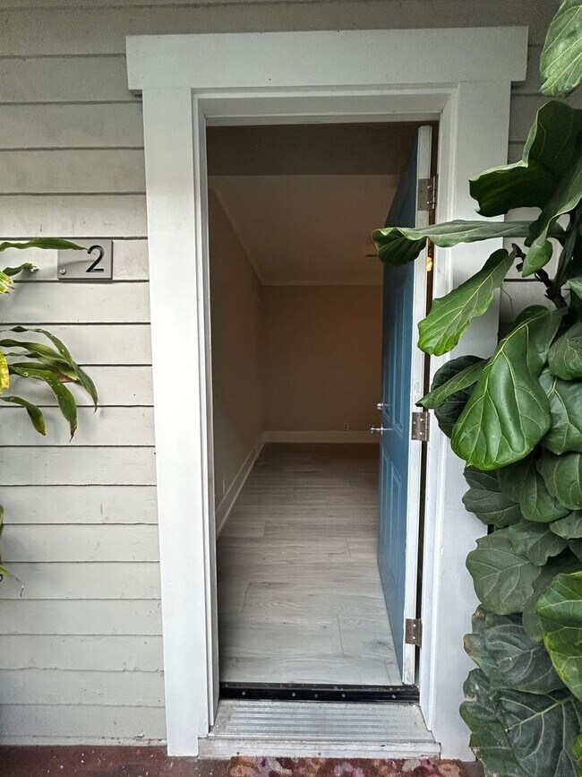 Building Photo - Studio - Downtown Laguna Beach