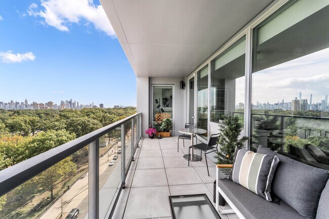 Building Photo - 8601 Bergenline Ave