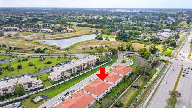 Building Photo - 6875 Broadwater Ln