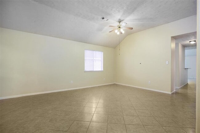 Building Photo - 8410 Taraglen Ct