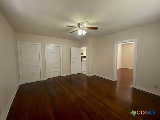 Primary Photo - 703 S Laurel Ave