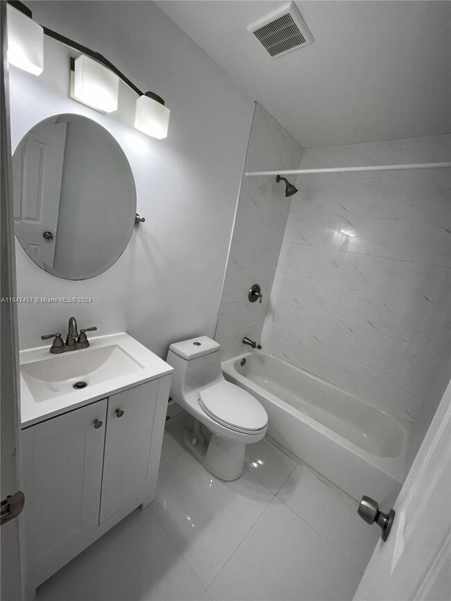 Building Photo - 9445 SW 76th St