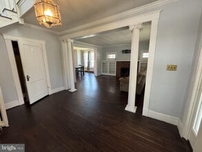 Building Photo - 416 Maryland Ave