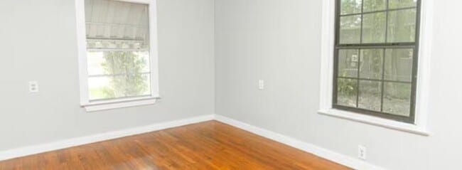 Building Photo - 358 Breamwood Ave