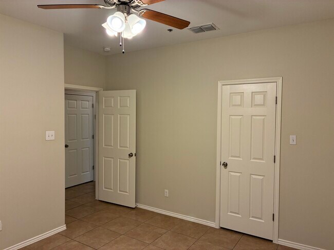 Building Photo - 5402 Marcella Ave