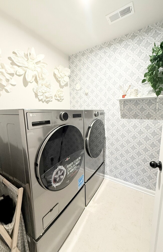 Building Photo - 7038 Levelcross Ln