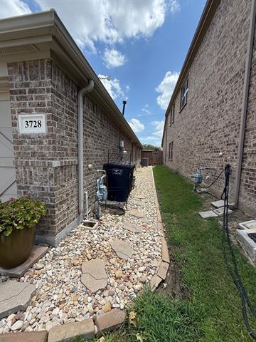 Building Photo - 3728 Holly Brook Dr