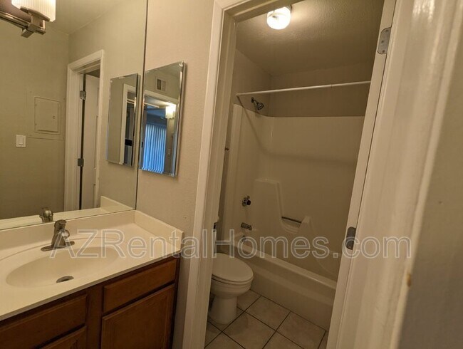 Building Photo - 4354 N 82nd St