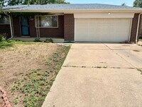 Building Photo - 4 Bedroom, 2 Bathroom Ranch