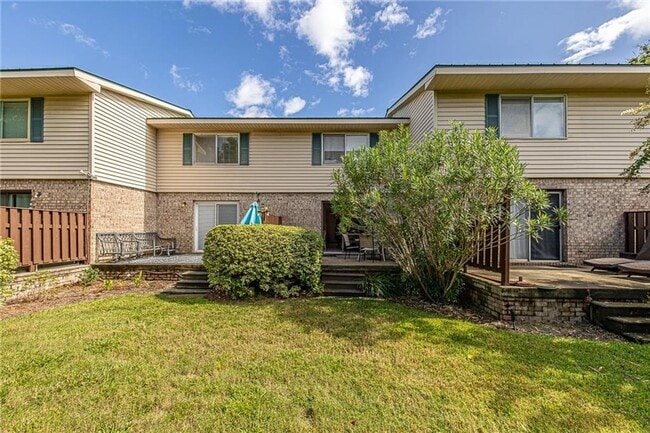 Building Photo - 1500 Demere Rd