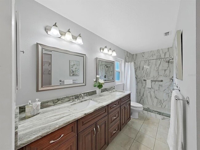 Building Photo - 878 Rustic Oaks Dr