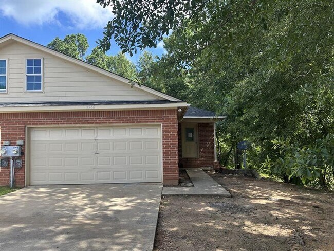 Primary Photo - 3966 McDonald Rd