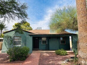Building Photo - *** COMING SOON***3 Bedroom 1 1/4 Bath Hom...