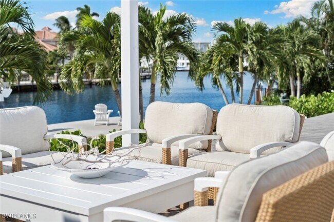 Building Photo - 3737 Crayton Rd