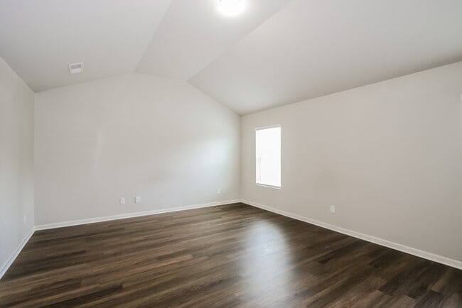 Building Photo - 7012 Blackberry Dr