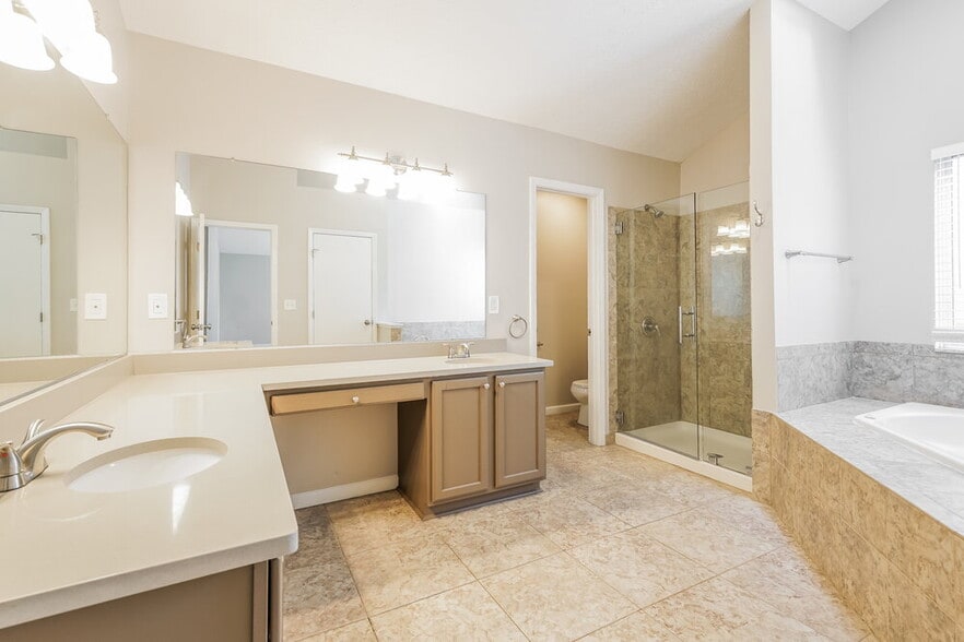Building Photo - 1787 Convair Dr