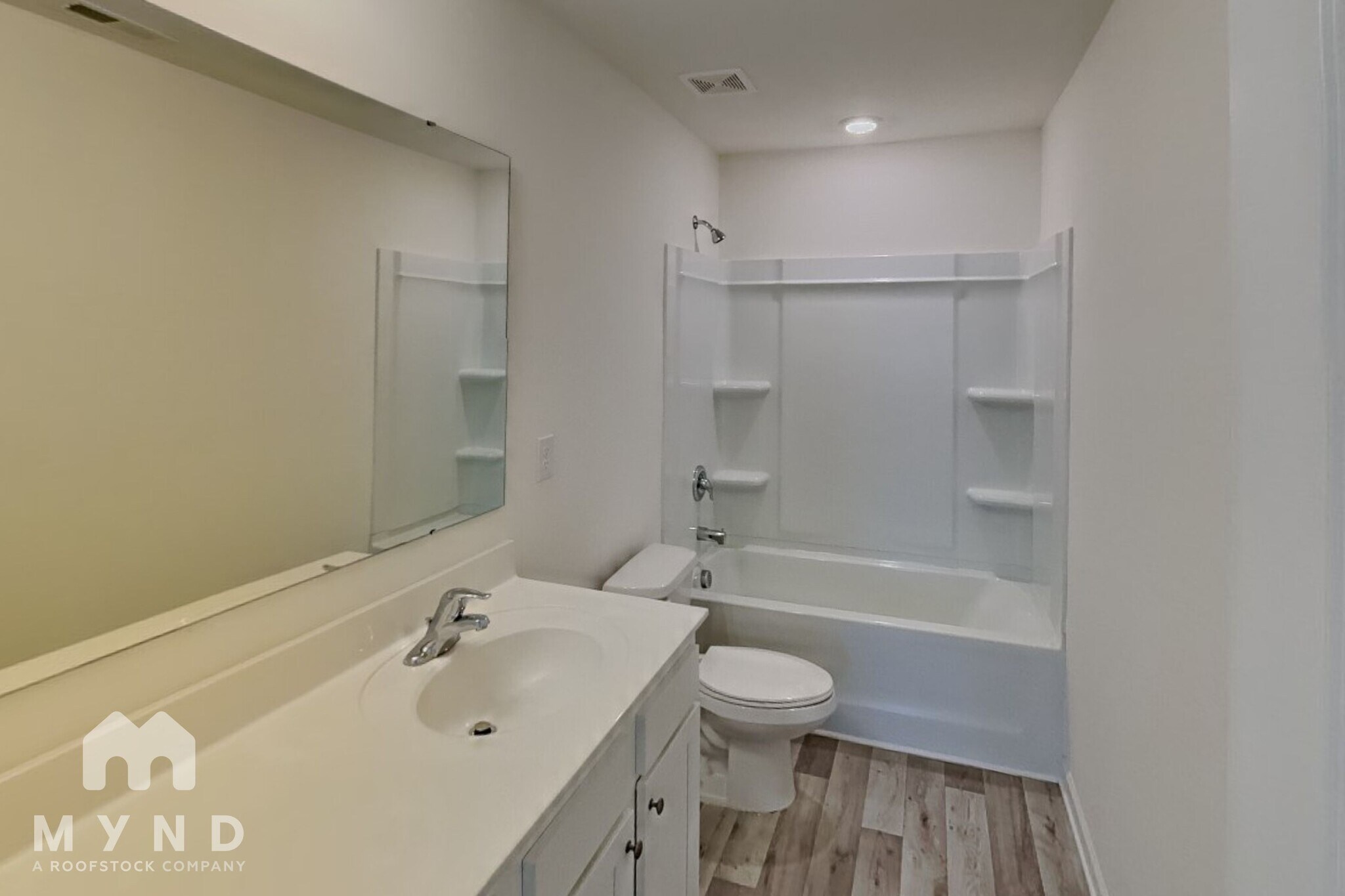 Building Photo - 354 Rayland St