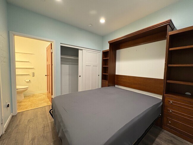 Building Photo - 13218 Shaw Ln