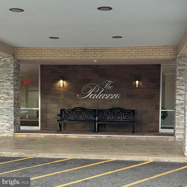 Building Photo - 5353 Columbia Pike