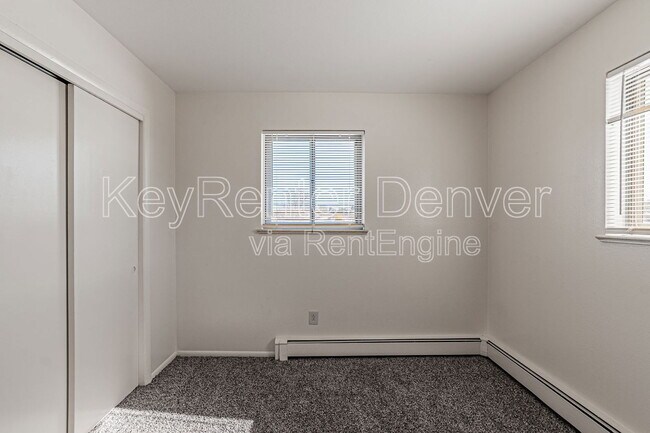 Building Photo - 4588 Everett St