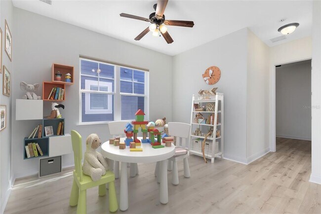 Building Photo - 8408 Laureate Blvd