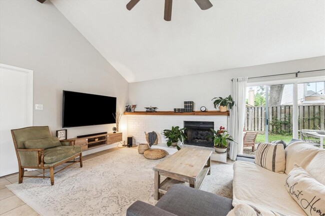 Building Photo - 13511 Windchase Ct