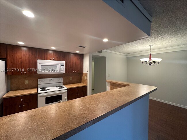 Building Photo - 8418 Coral Lake Way