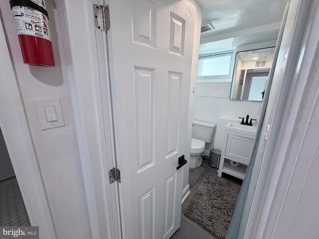 Building Photo - 805 Malcolm X Ave SE