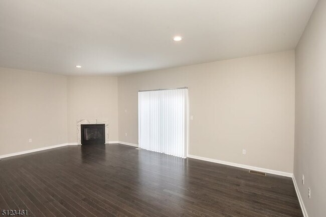 Building Photo - 96 Arlene Ct