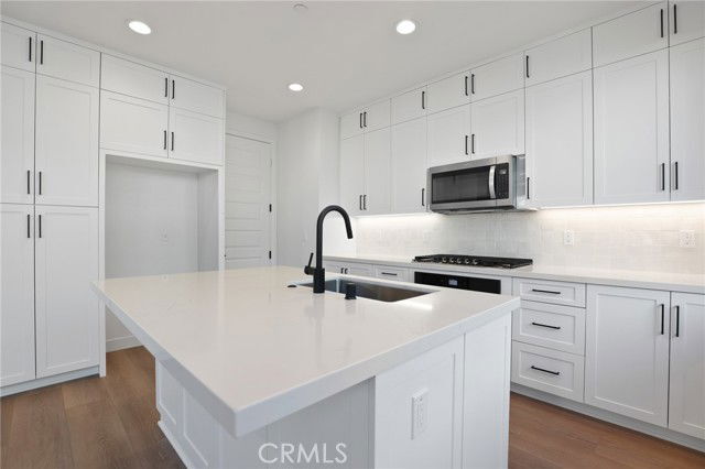 Building Photo - 922 Jasper St