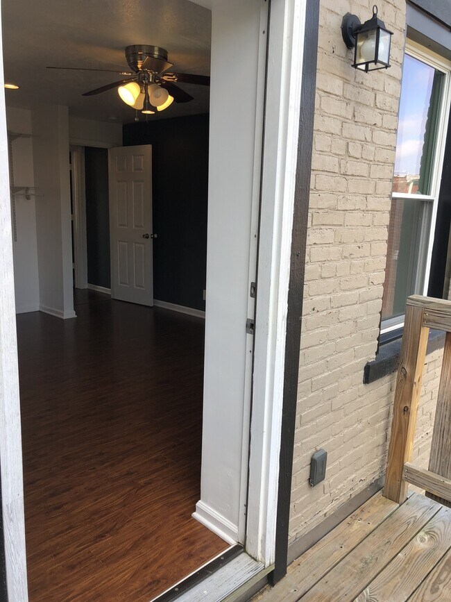 Building Photo - *****Gorgeous Lawrenceville 3-Bed / 1.5 Bath available FOR RENT   July 1st!!******