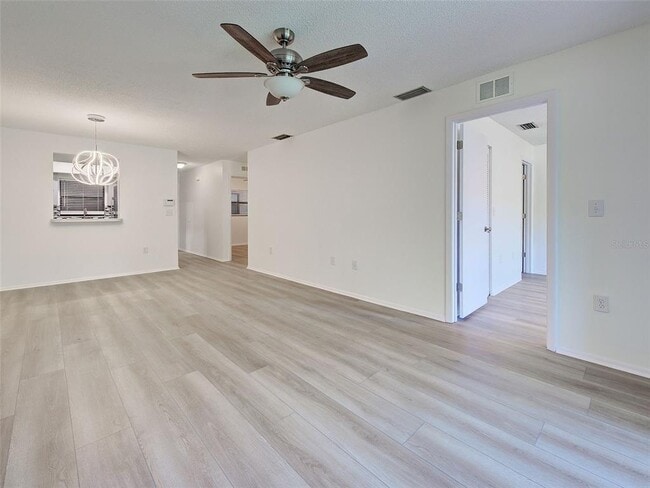 Building Photo - 7237 Cloister Dr