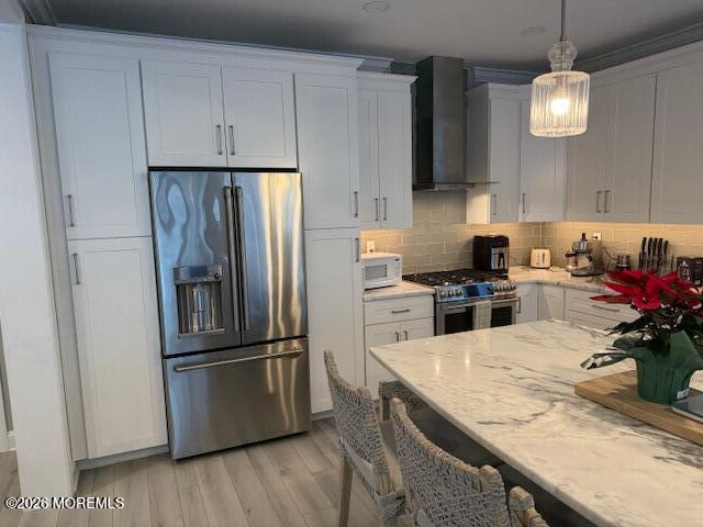 Building Photo - 13 8th Ave