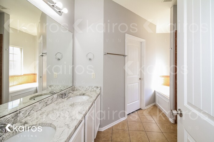 Building Photo - 4209 Notting Hill Dr
