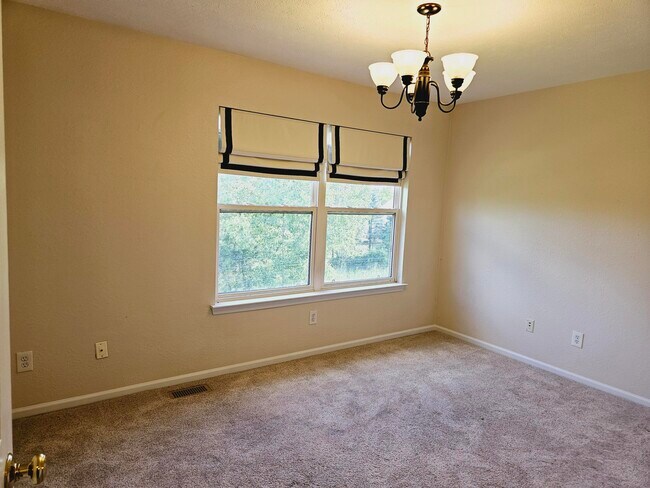 Building Photo - 3598 Bent Trail Dr