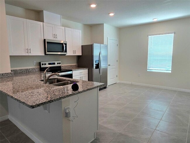 Building Photo - 2723 Golden Trout Ln