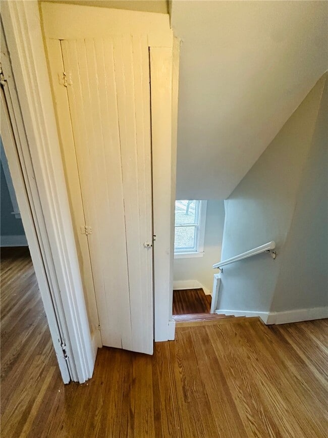 Building Photo - 511 S Lincoln Rd